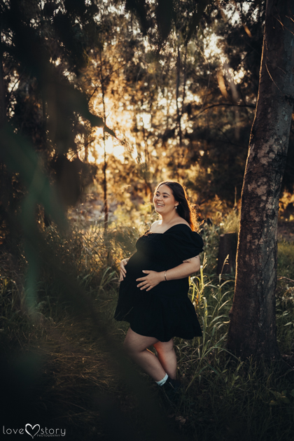 Tamworth maternity photography. Tamworth professional family photographer
