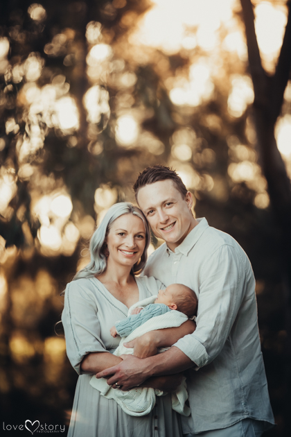 Tamworth Professional Family and Newborn Photographer. Sunset Family Photography Tamworth